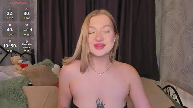 Freechat Emma__Leee on StripChat