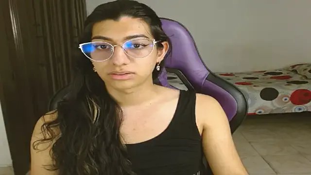 Freechat engielphoenis14 on StripChat