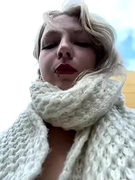 Freechat EveLittleSinner on StripChat