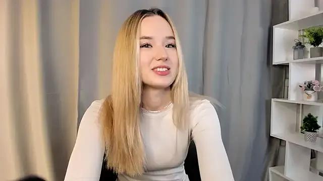 Freechat EveMcclearen on StripChat