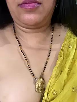 FlatVincy4 — Boobs show