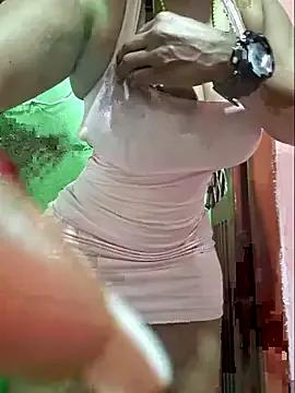 gatadeojosclaros on StripChat 