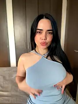 GeorginaJones on StripChat