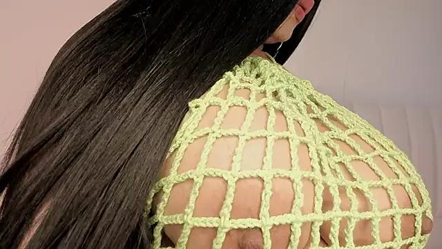 Freechat Hannahx__ on StripChat