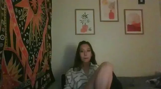 Freechat hazelseason on StripChat