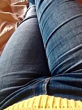 Horny_mummy on StripChat