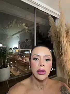 Freechat HOT_LADY_777 on StripChat