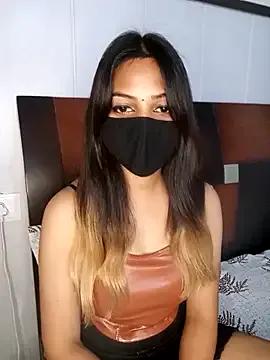 Freechat Hot_malika19 on StripChat