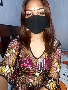 Freechat Hot_malika19 on StripChat