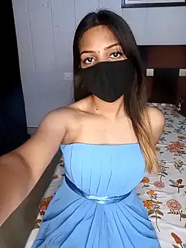 Freechat Hot_malika19 on StripChat