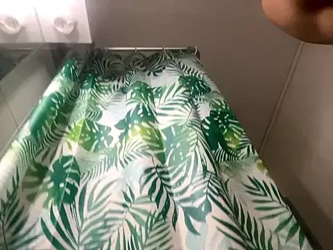 Freechat Hugo34bg on StripChat