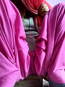 Freechat Indian-couple2025 on StripChat