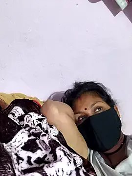 Freechat Indian-couple2025 on StripChat