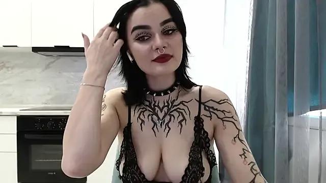 Freechat IntrigueYourDay on StripChat