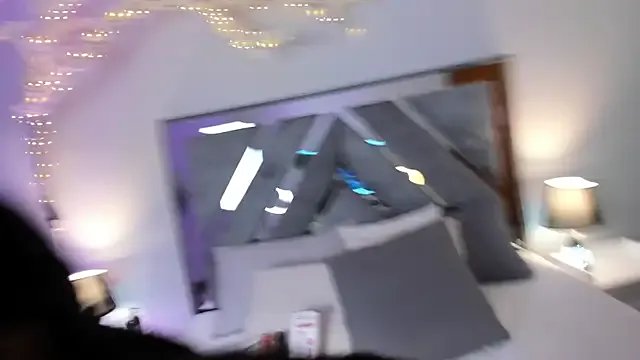 Freechat Isa_Rouse__ on StripChat