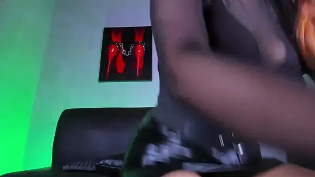 Freechat isabellestone on StripChat