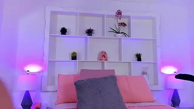 Freechat Jenifer_Diaz on StripChat