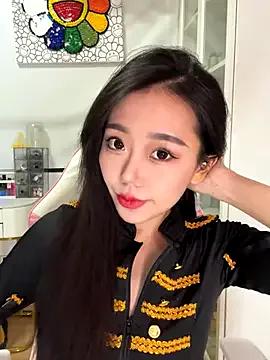 Group jiajia_L on StripChat