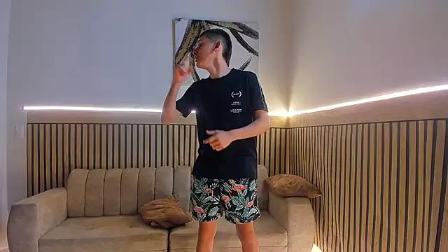 Freechat Justingsex1 on StripChat