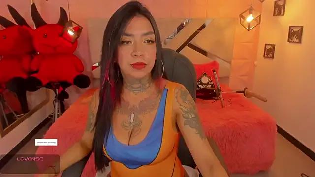 Freechat Kadarah on StripChat