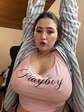 Freechat Kamilla_Loop on StripChat