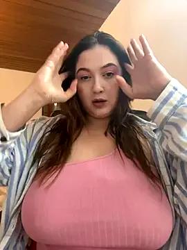 Freechat Kamilla_Loop on StripChat