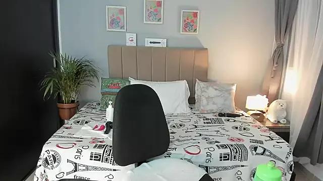 kataleyarios01 on StripChat 