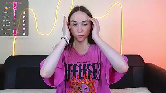 kitty_kattyy on StripChat 