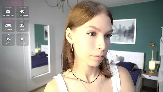 Freechat KyraConze on StripChat