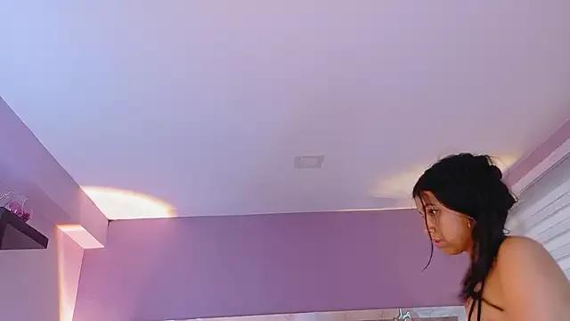 Freechat Larabrooks on StripChat