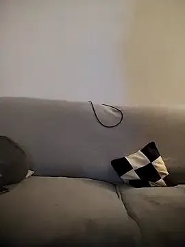 Freechat Laura_Ati on StripChat