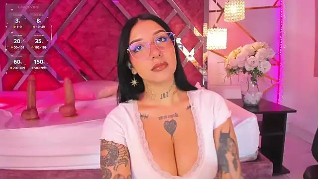 Freechat Leiaa_ on StripChat