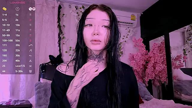 Freechat Lein_Bone on StripChat