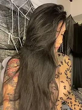 Freechat liahouses on StripChat