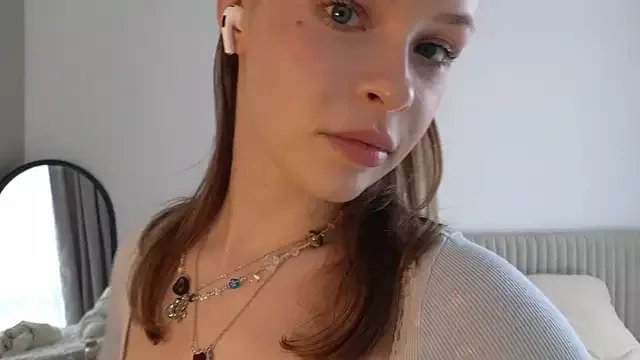 Freechat LiaVeygel on StripChat