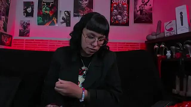 lilith-deveraux on StripChat 