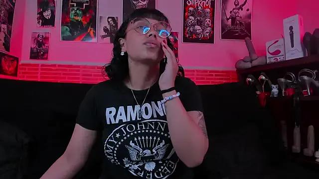 lilith-deveraux on StripChat 