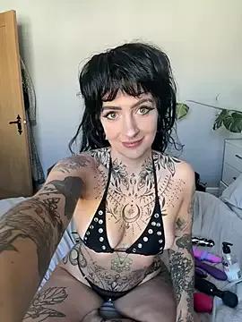 littleinkedblaise666 on StripChat