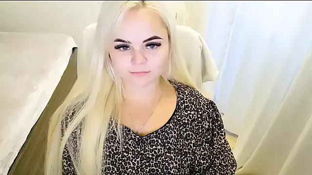 Freechat lovely-eyes on StripChat