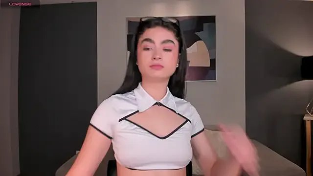 Private LucyWeiss_ on StripChat