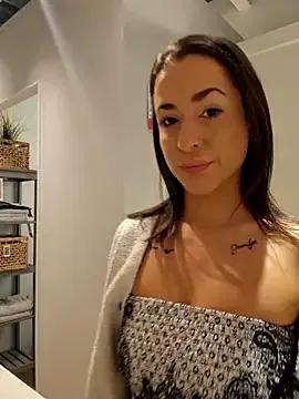 LydiaMaus96 — Finger my pussy & 2free Vids 