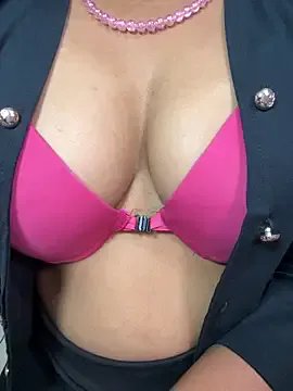 Freechat Malluvibez on StripChat