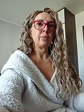 Freechat MariaRichi_ on StripChat