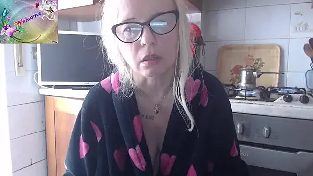 Freechat martachatte on StripChat