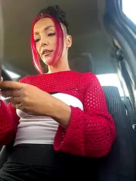 Freechat MeganFoxiy on StripChat