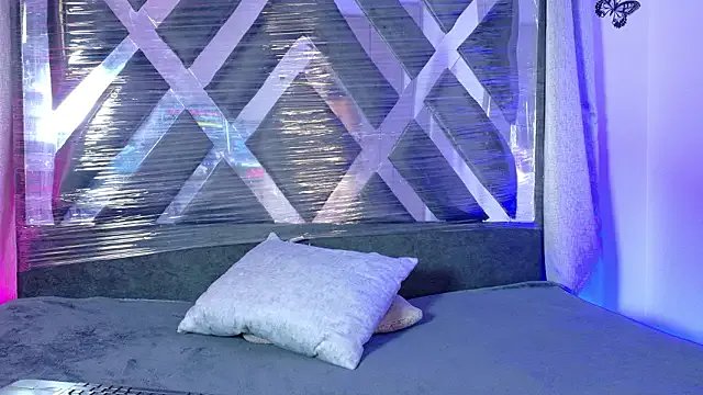 meggan_77 — PLAY DILDO  IN PUSSY