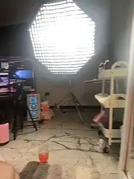 Miaa_k7 on StripChat 