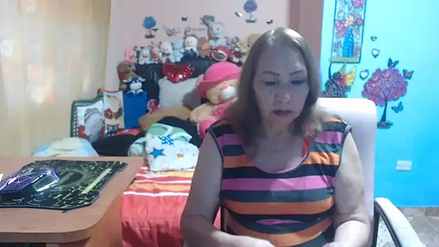 milfeddy_ — VAILAR DANCE WITH TITS OUT