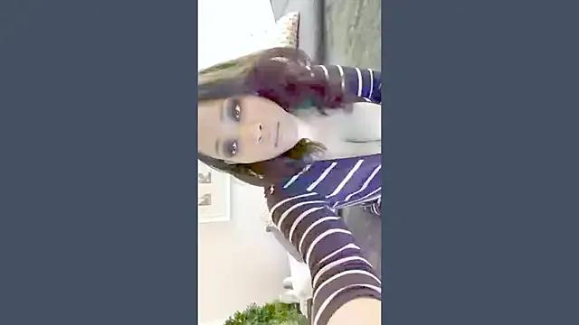 Freechat MilfRayne on StripChat