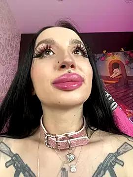 StripChat Molly__Moon is Freechat Molly__Moon — sloppy blowjob with saliva